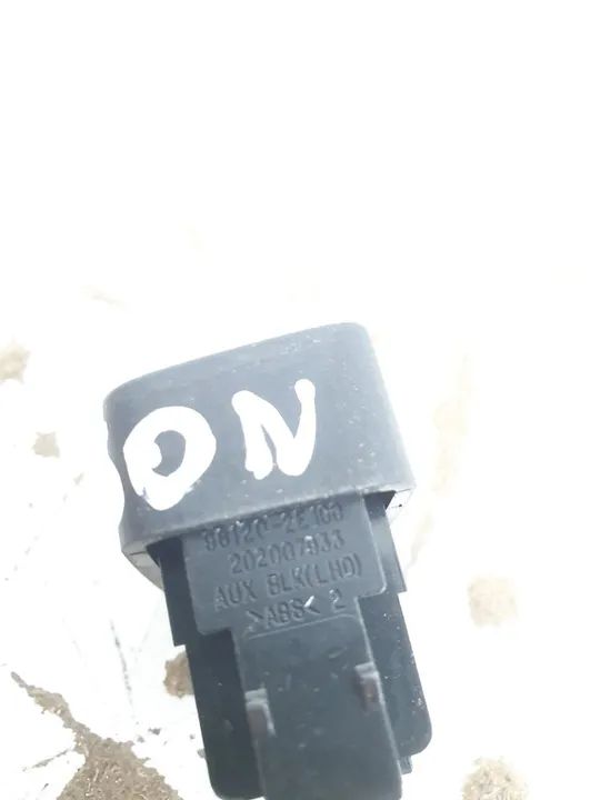 Botão Falso Painel Central Hyundai Tucson 2013 - Foto 6