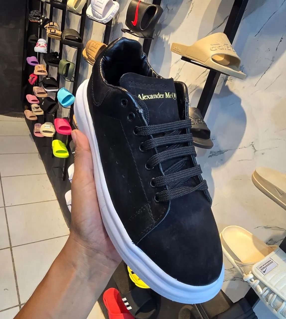 【初版】 ALEXANDER McQUEEN Tênis Alexander McQueen Preto - Calçados - Centro, São Luís
