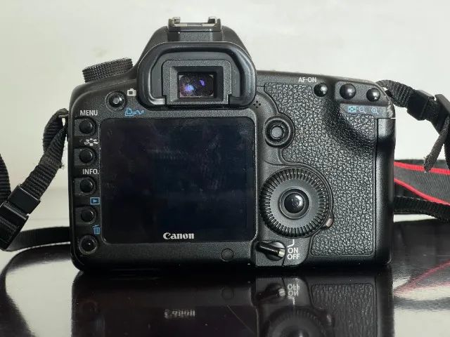 Câmera Fotográfica Full Frame Canon EOS 5D Mark II - Foto 2