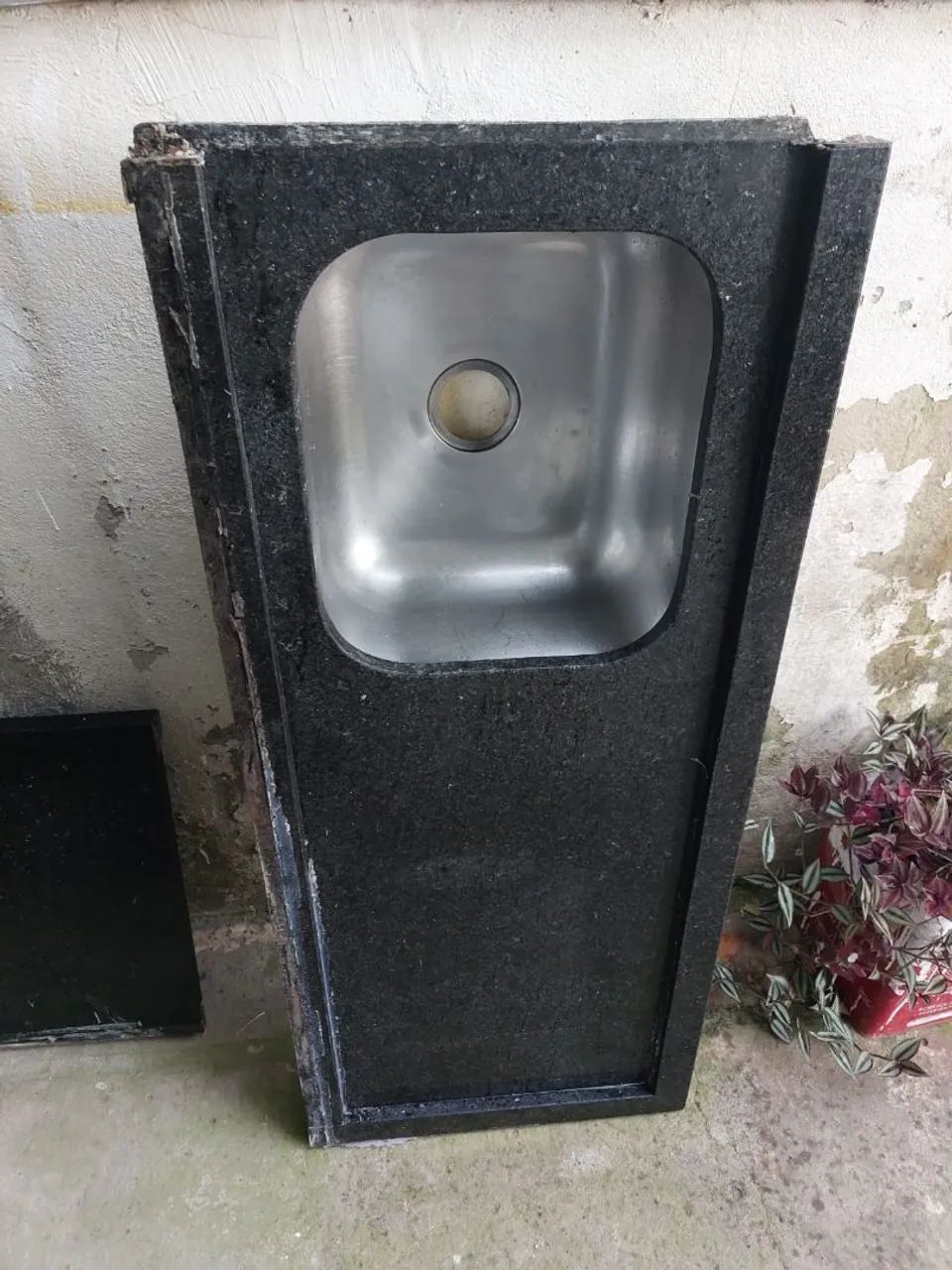 Pia de Granito com Cuba em Aço Inox