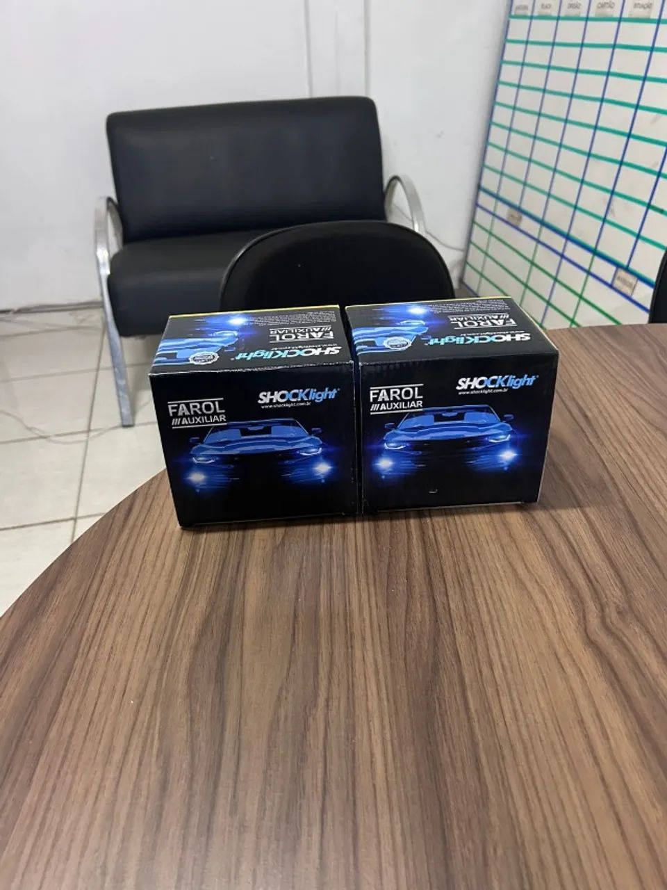 -ULTIMAS UNIDADES! Farol Auxiliar SHOCKlight Universal - Novo na Caixa (Par) - Foto 5