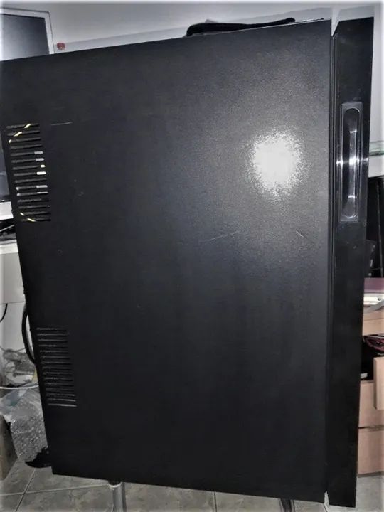 Adega para 28 garrafas  - Foto 4