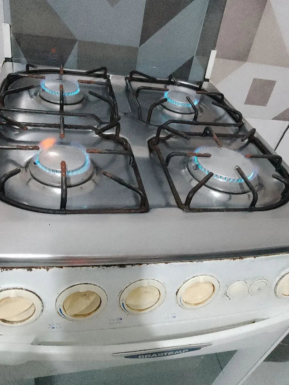 Fogão Brastemp embutir 4 bocas - Foto 2