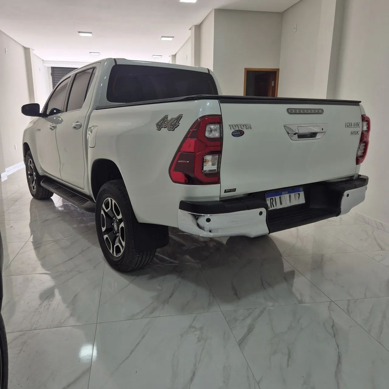 VENDO TOYOTA HILUX 2022!!! - Foto 3
