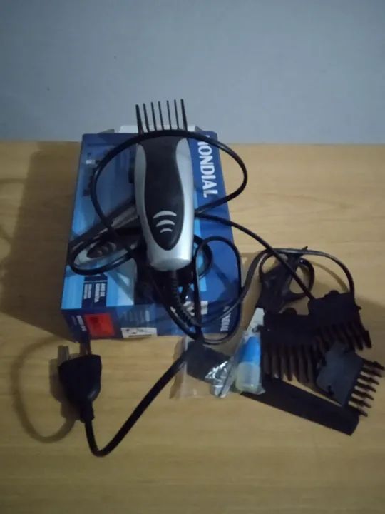 Máquina de Cortar Cabelo  marca mondial - Foto 2