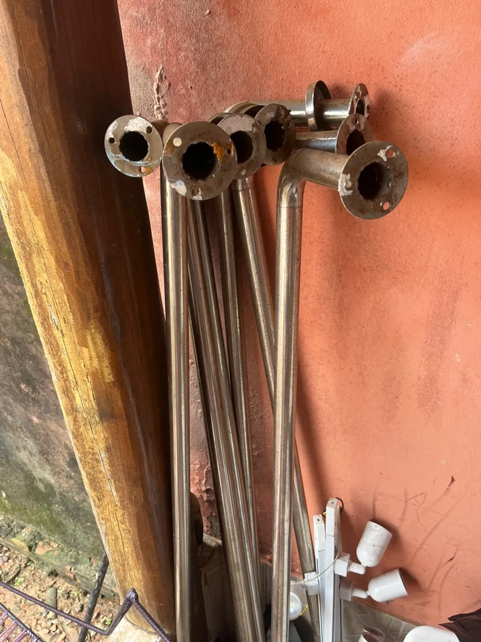Tubos de Metal para Projetos e Organização