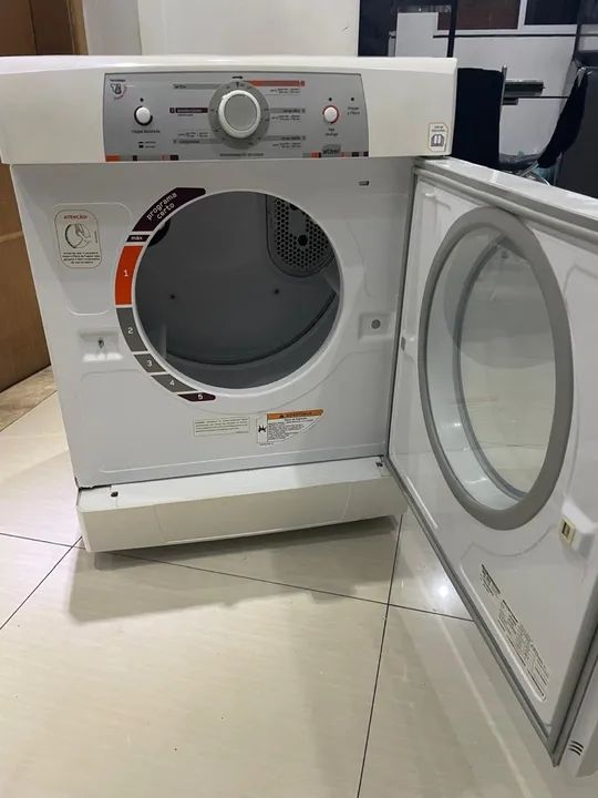 Secadora de Roupa Electrolux - Semi Nova