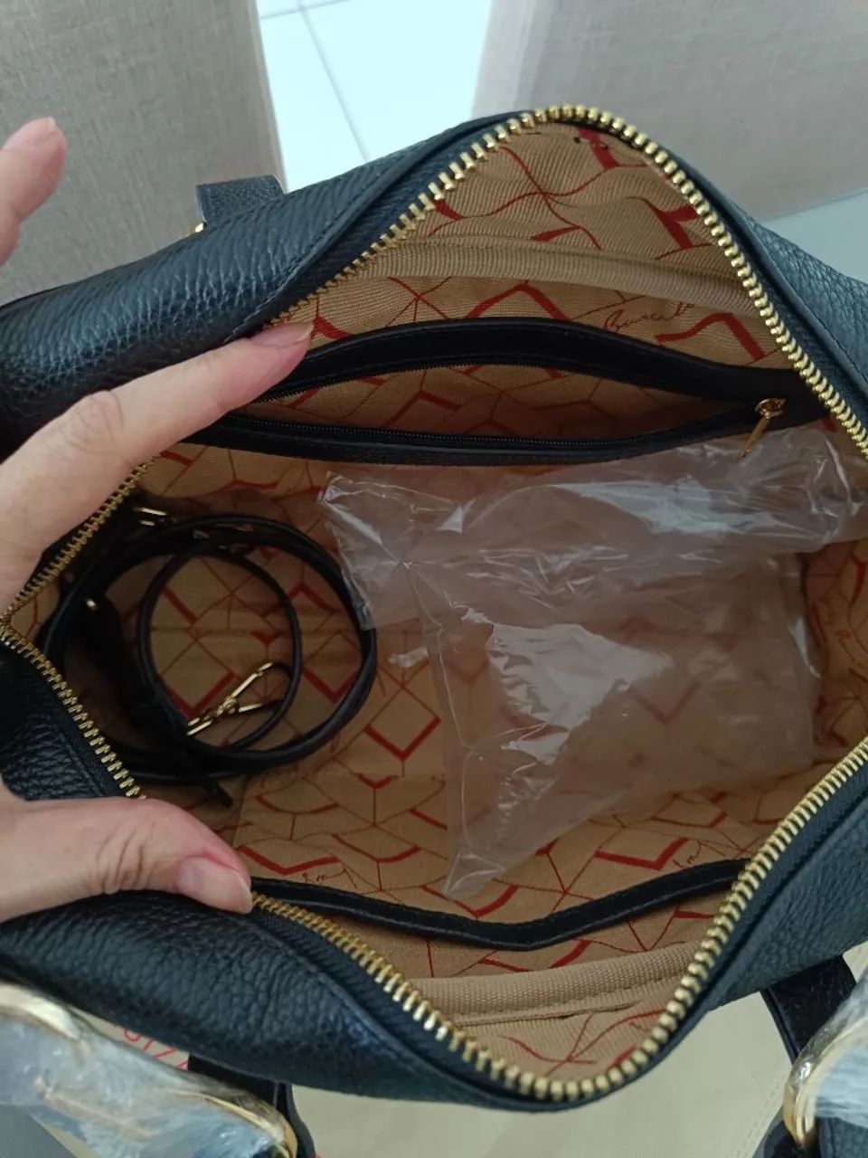Bolsa Luiza Barcelos NOVA ORIGINAL COURO LEGÍTIMO  - Foto 4