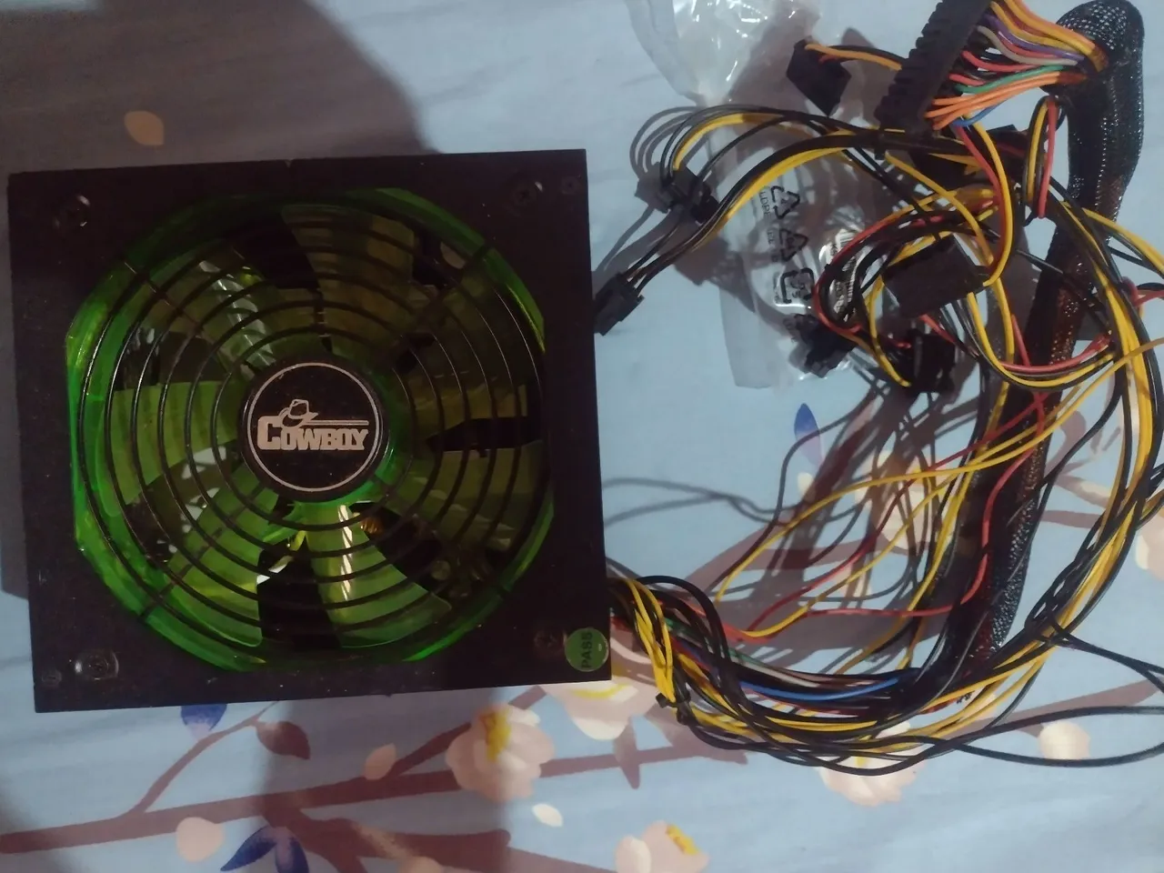Fonte cowboy 500w funcionando perfeitamente