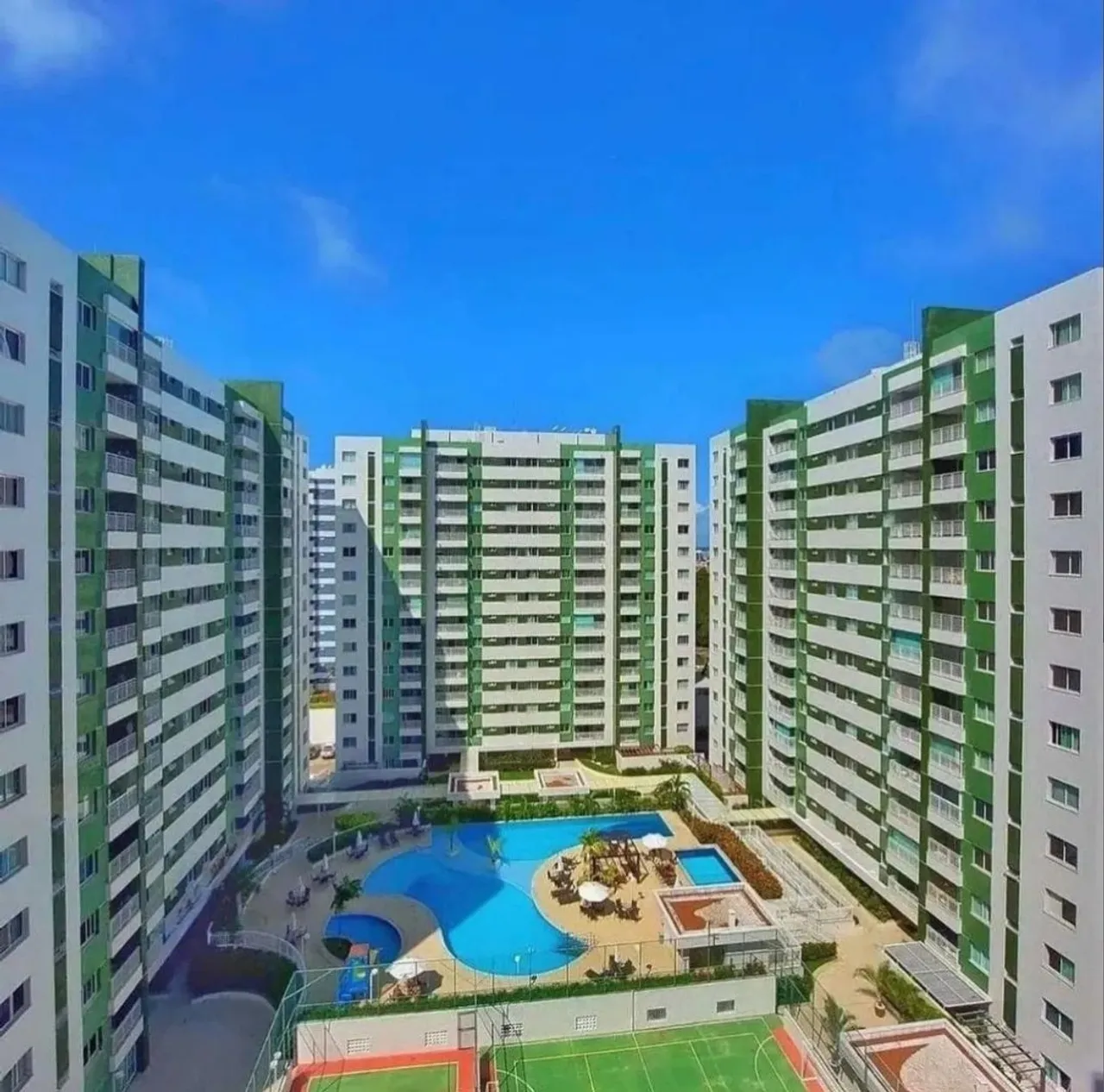 Aluga-se apartamento 3/4 altos do farol