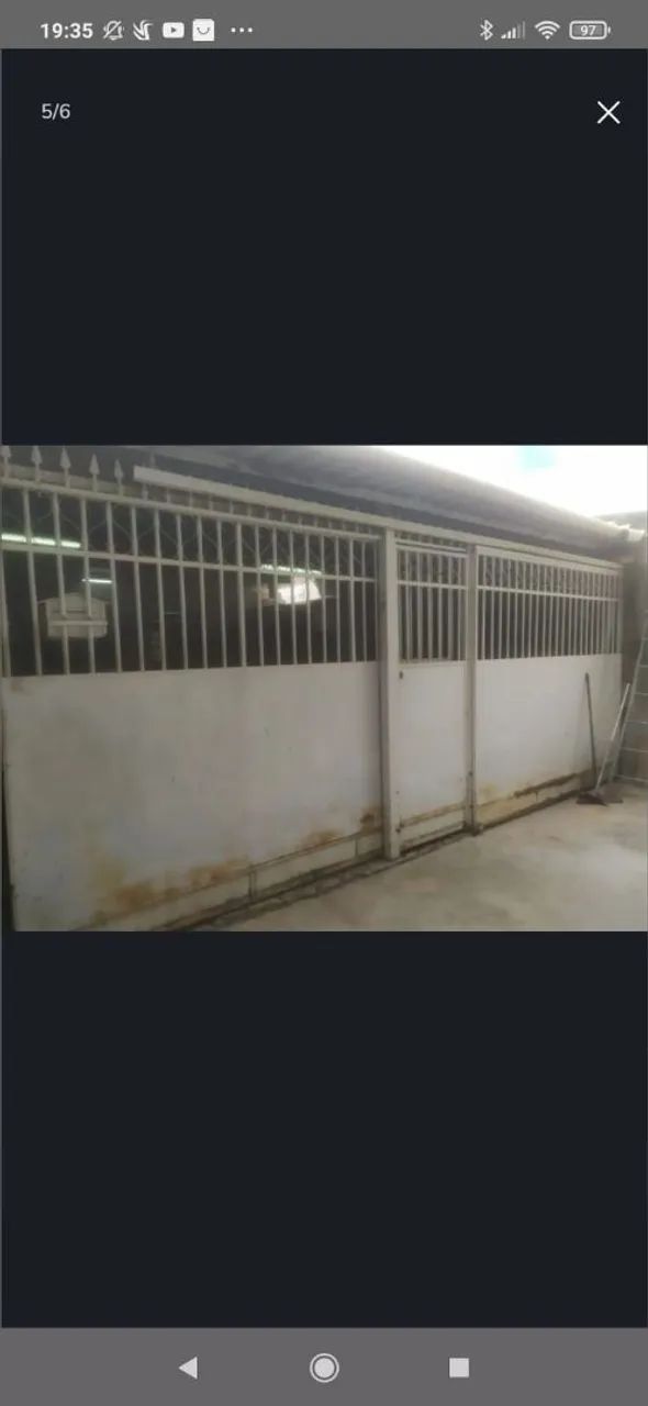 Portão de Aço Resistente e Seguro