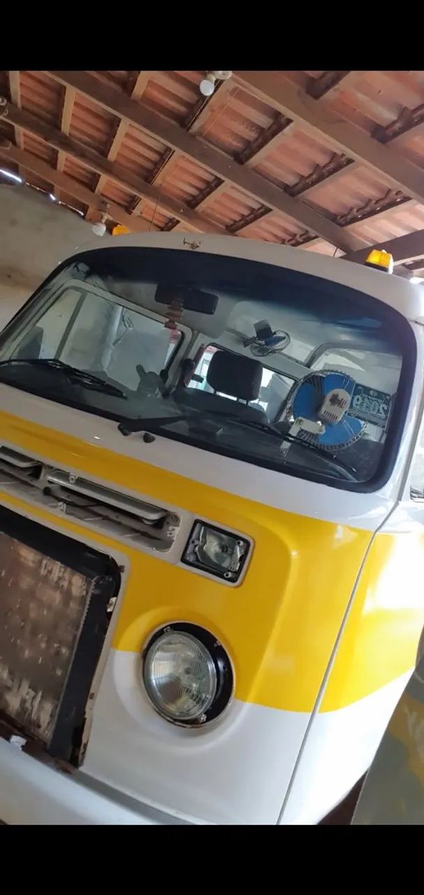 Envelopamento automotivo e Aplicação de adesivos em geral - Foto 3