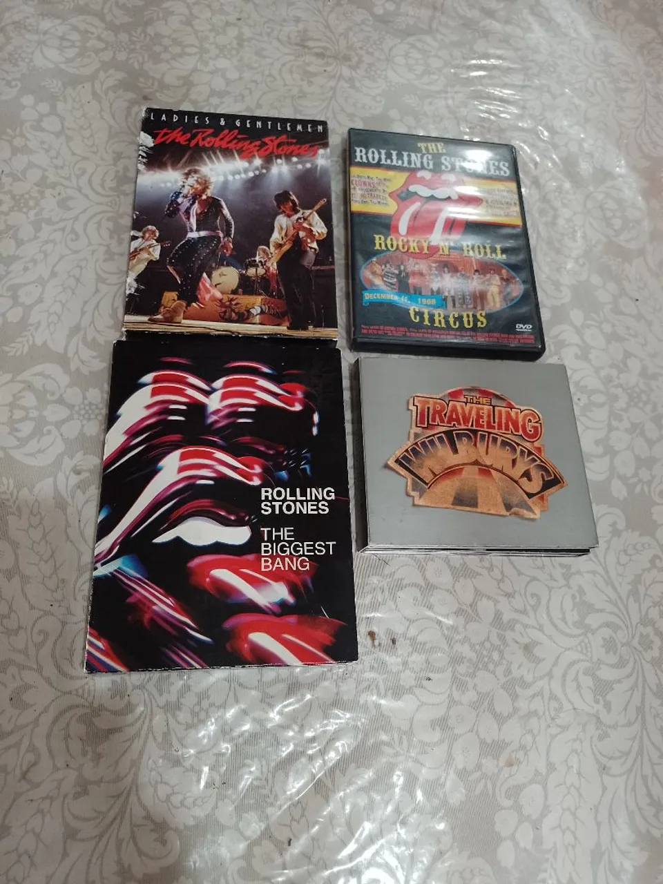 Coleção de DVDs The Rolling Stones e The Traveling Wilburys