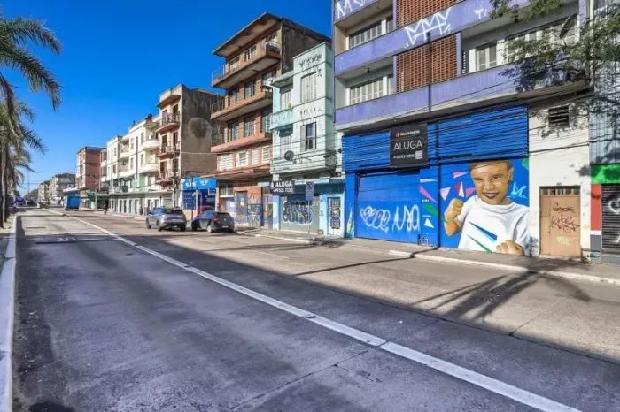 Loja 550 m² na Av. Farrapos São Geraldo - Porto Alegre - RS