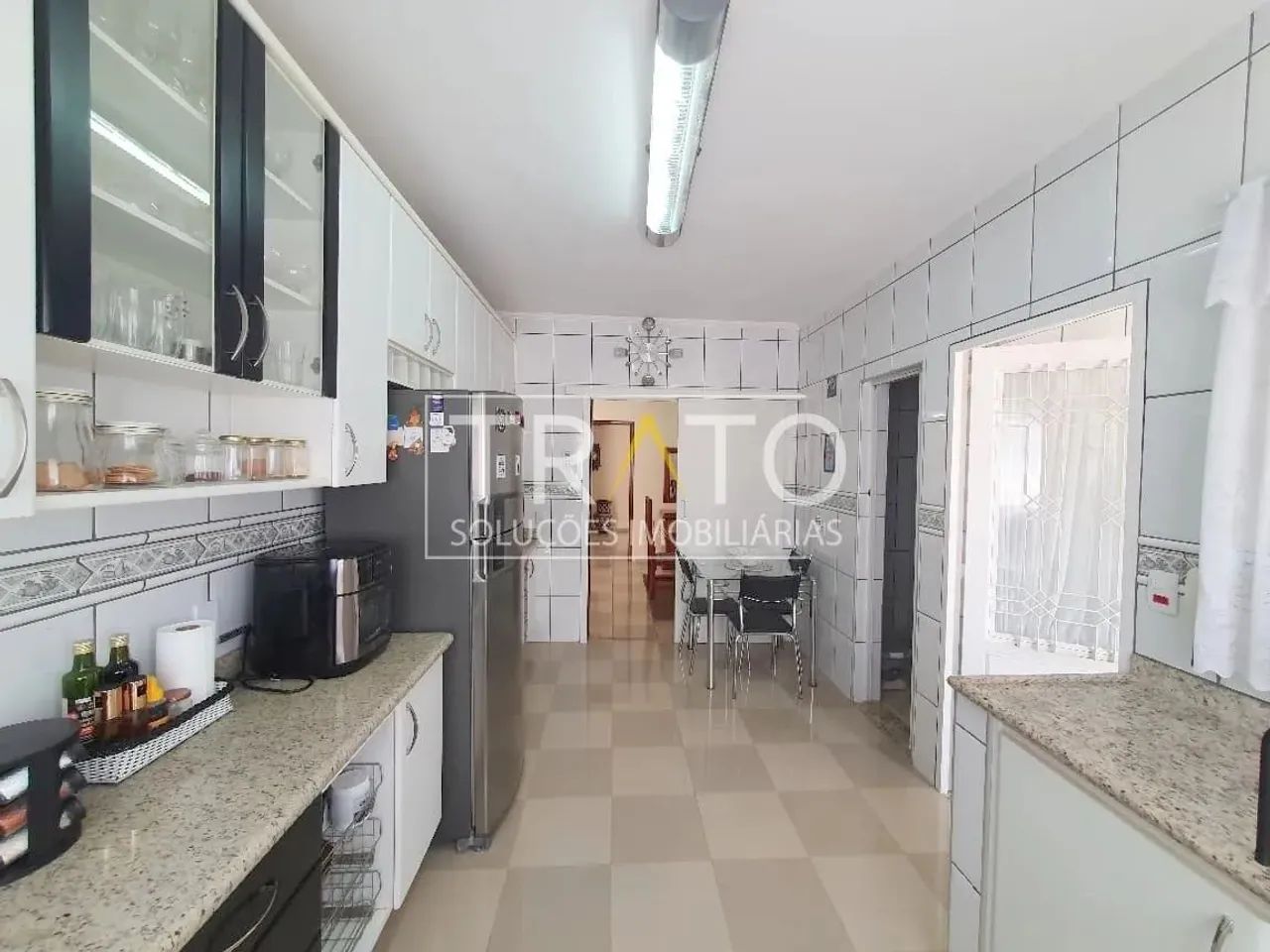 Excelente sobrado com piscina, 3 quartos, 4 vagas, no Bolsão Parque das Flores, em Campina - Foto 12