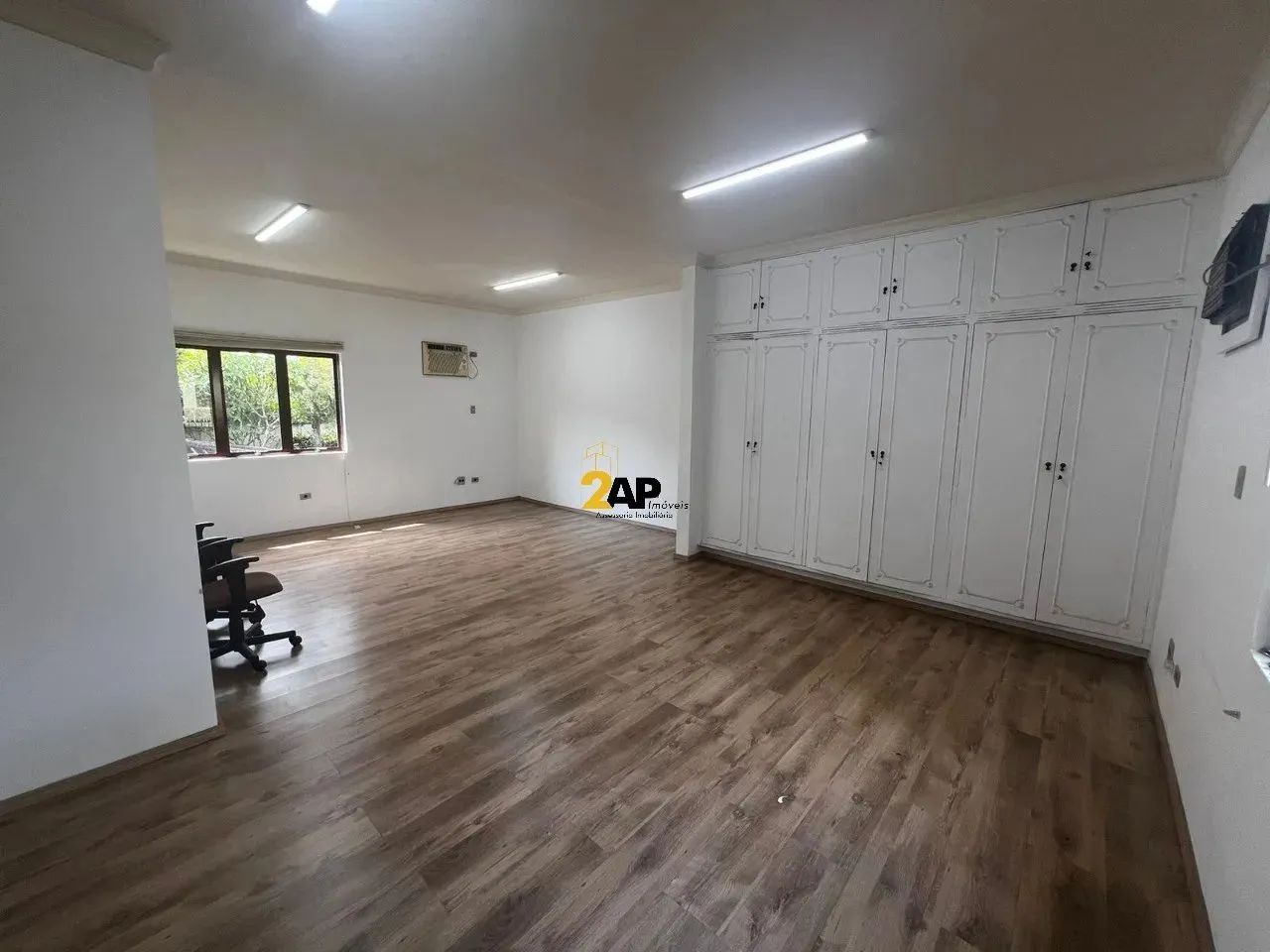 Imperdível casa comercial para venda ou locação no Jardim América, 14 salas, 9 banheiros,  - Foto 2
