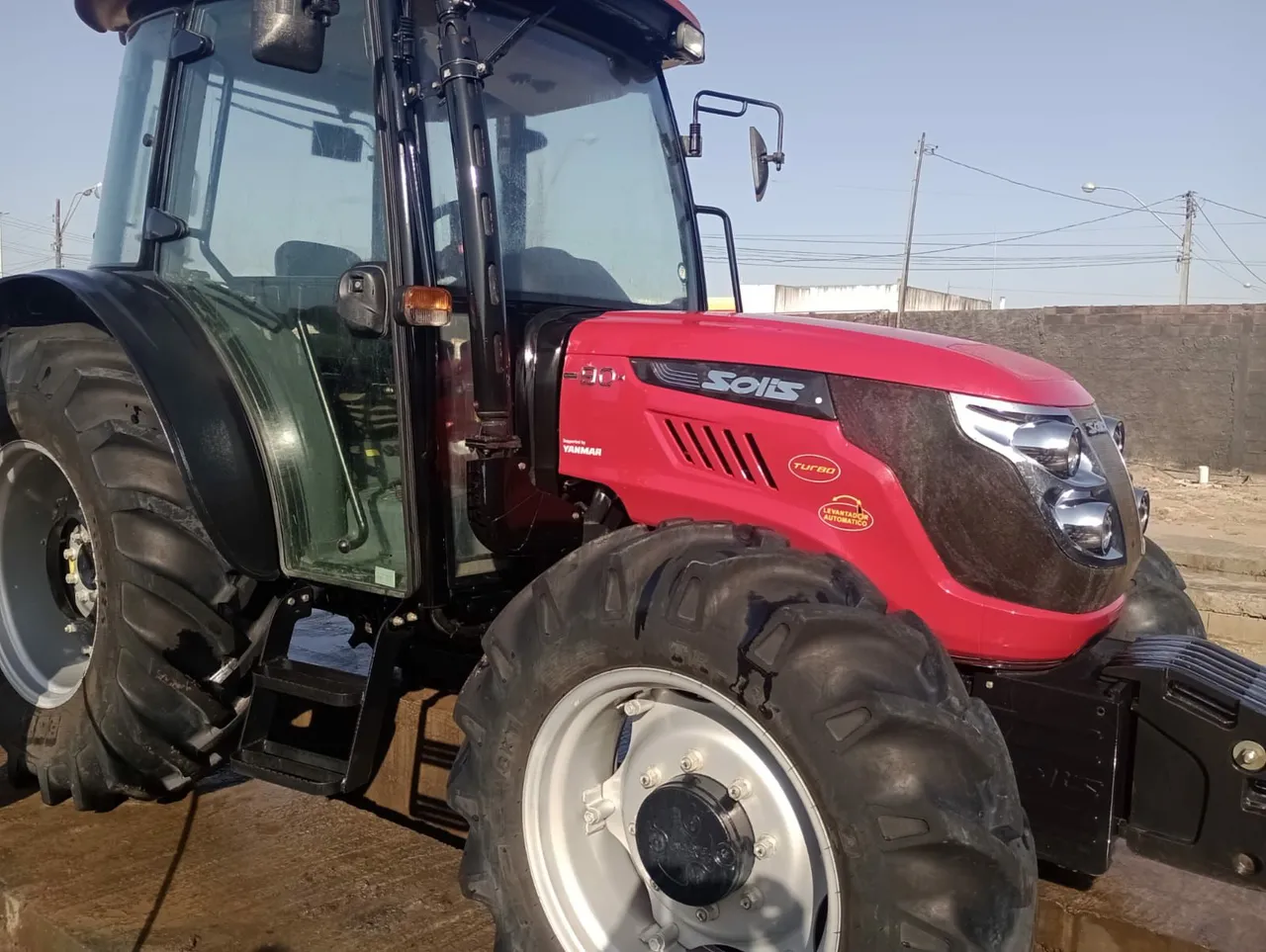 Trator Solis 90