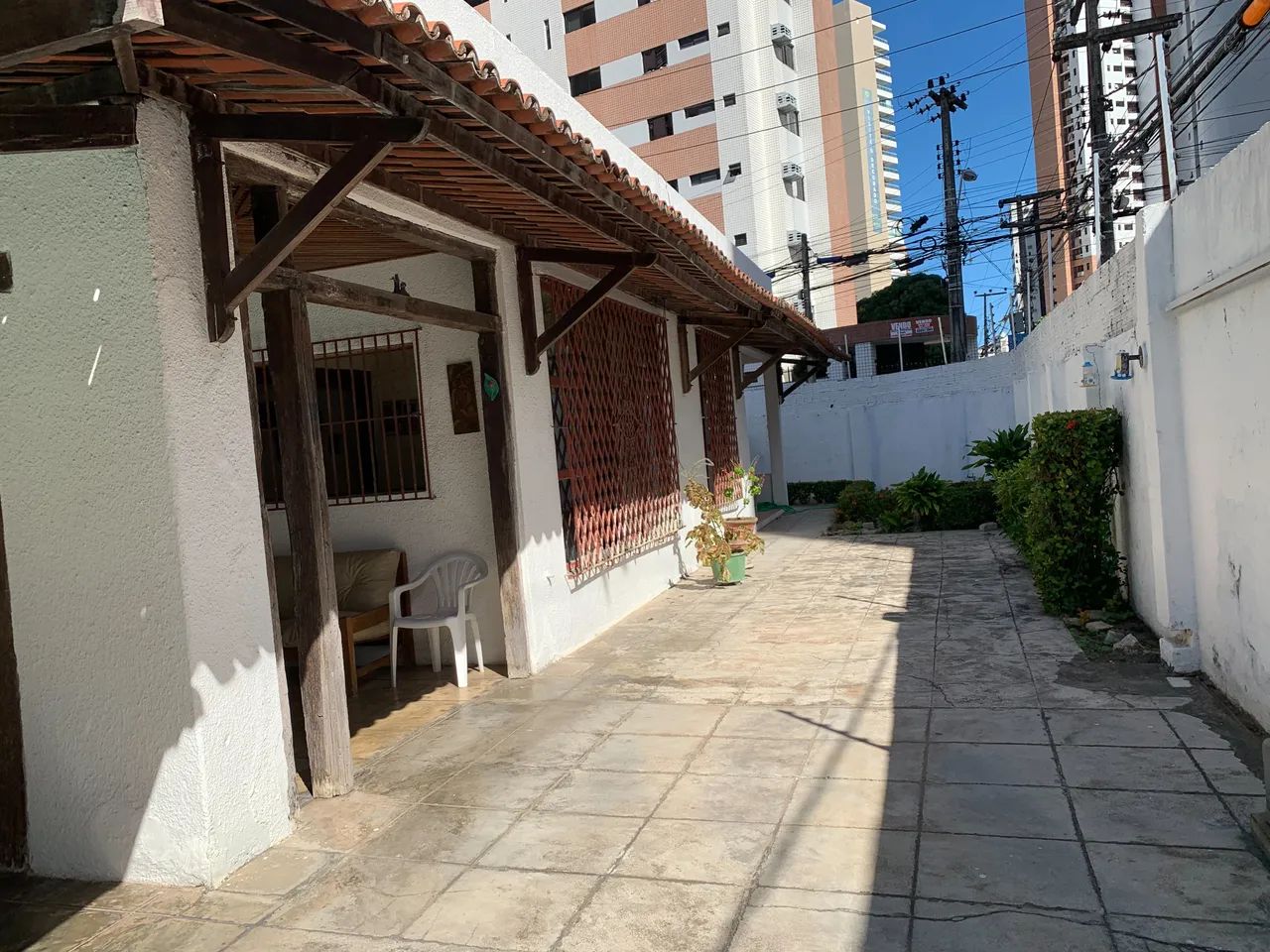 Casa para venda com 288 metros quadrados com 3 quartos em Cocó - Fortaleza - Ce