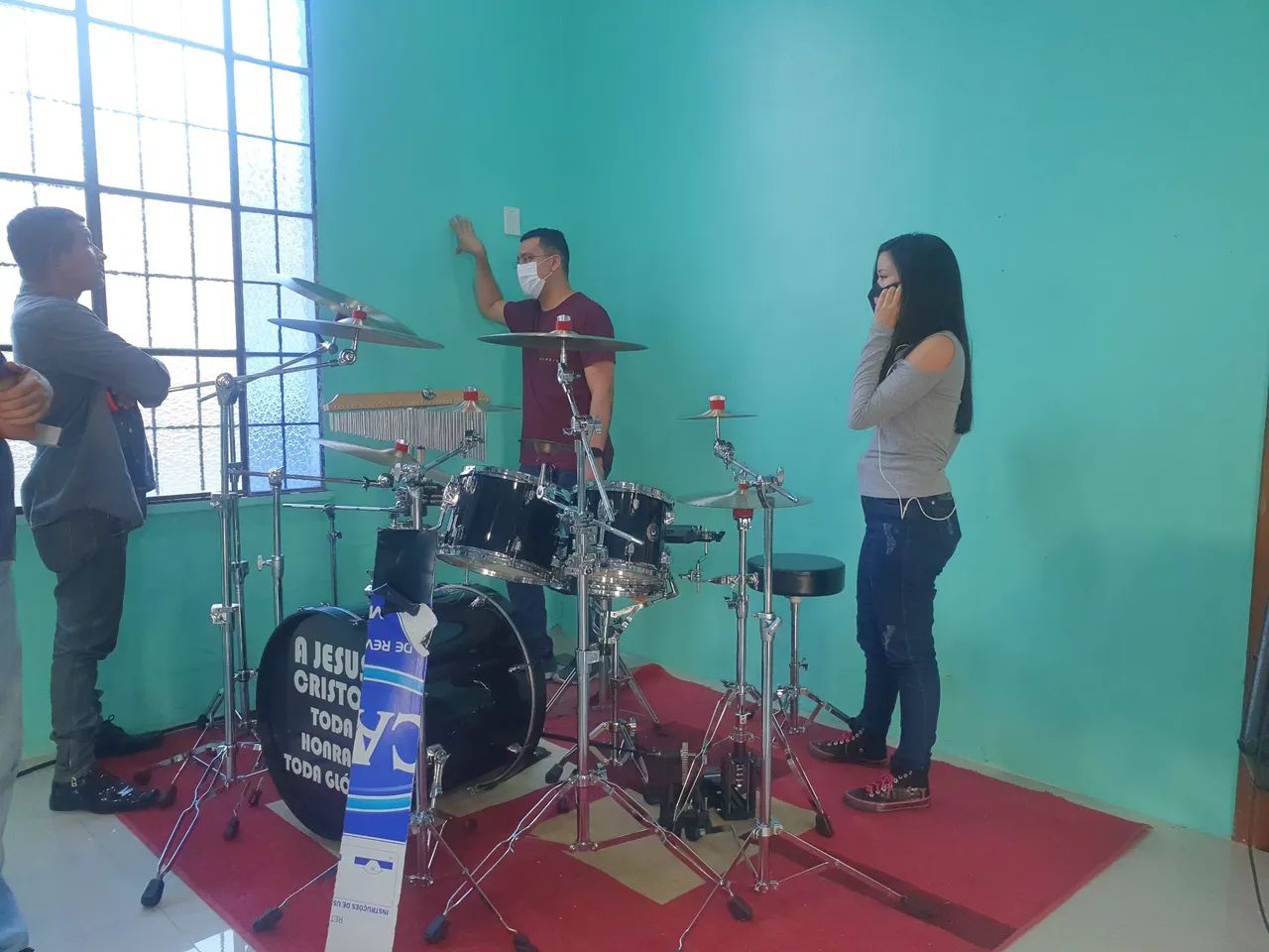 Soundproofing for Windows and Doors64285878873473122