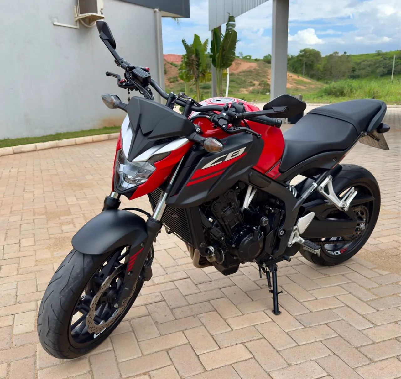 CB 650F 