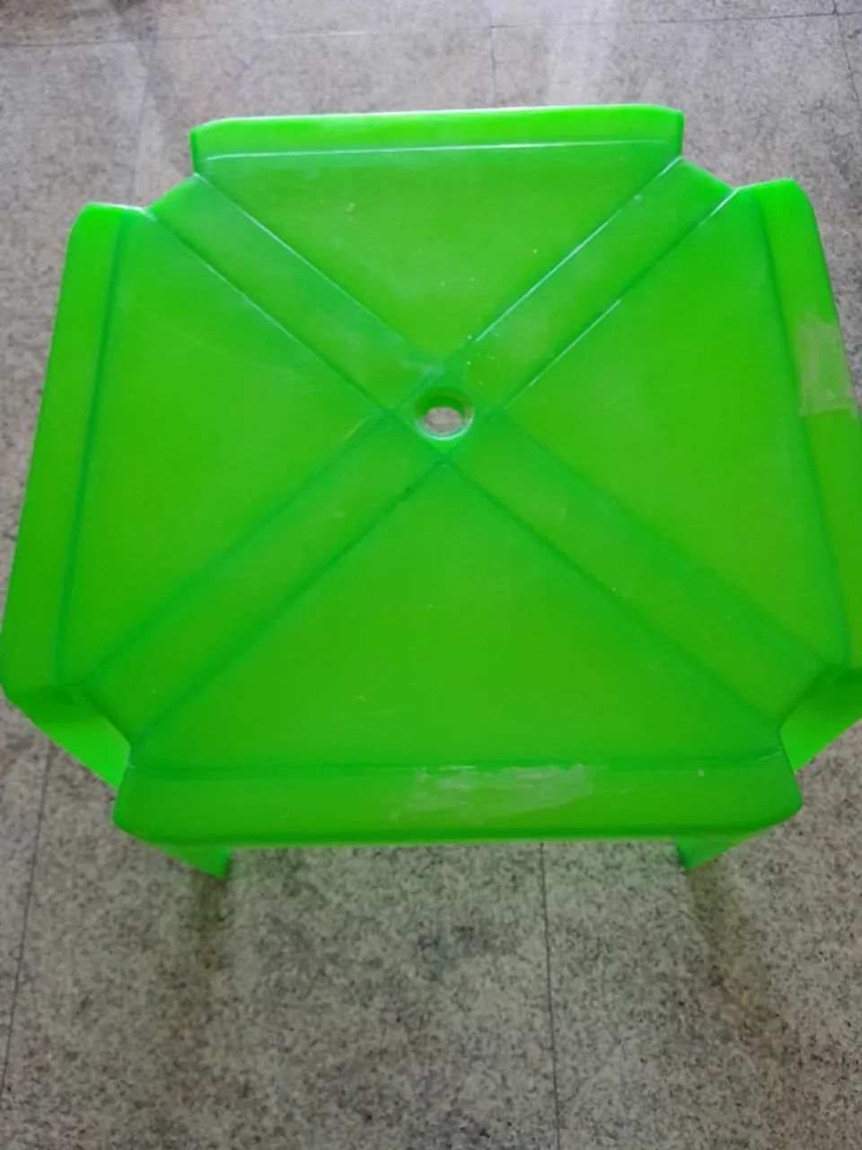 Mesa infantil com 4 cadeiras - Foto 4