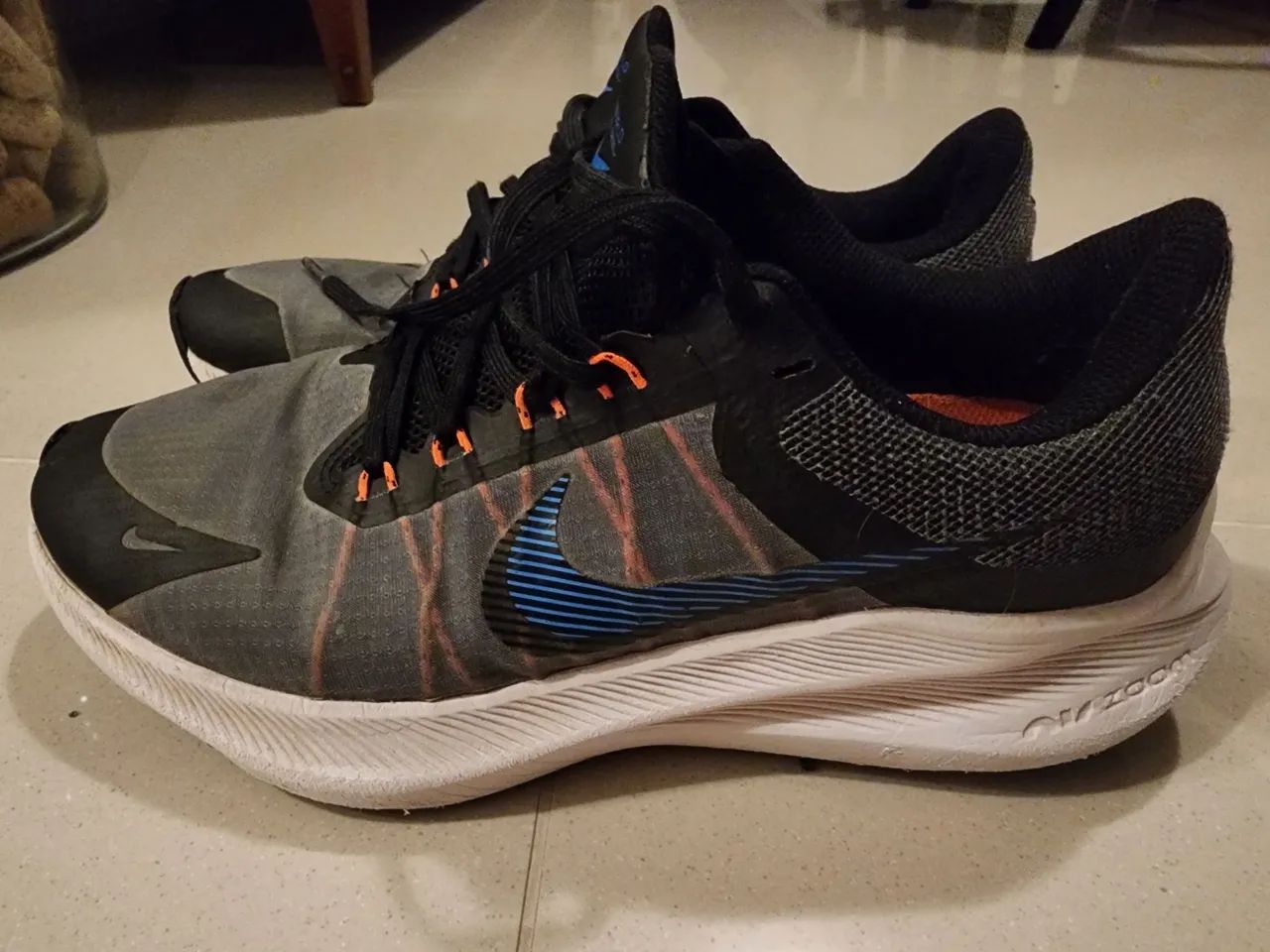 Tênis Nike Zoom - Conforto e Estilo