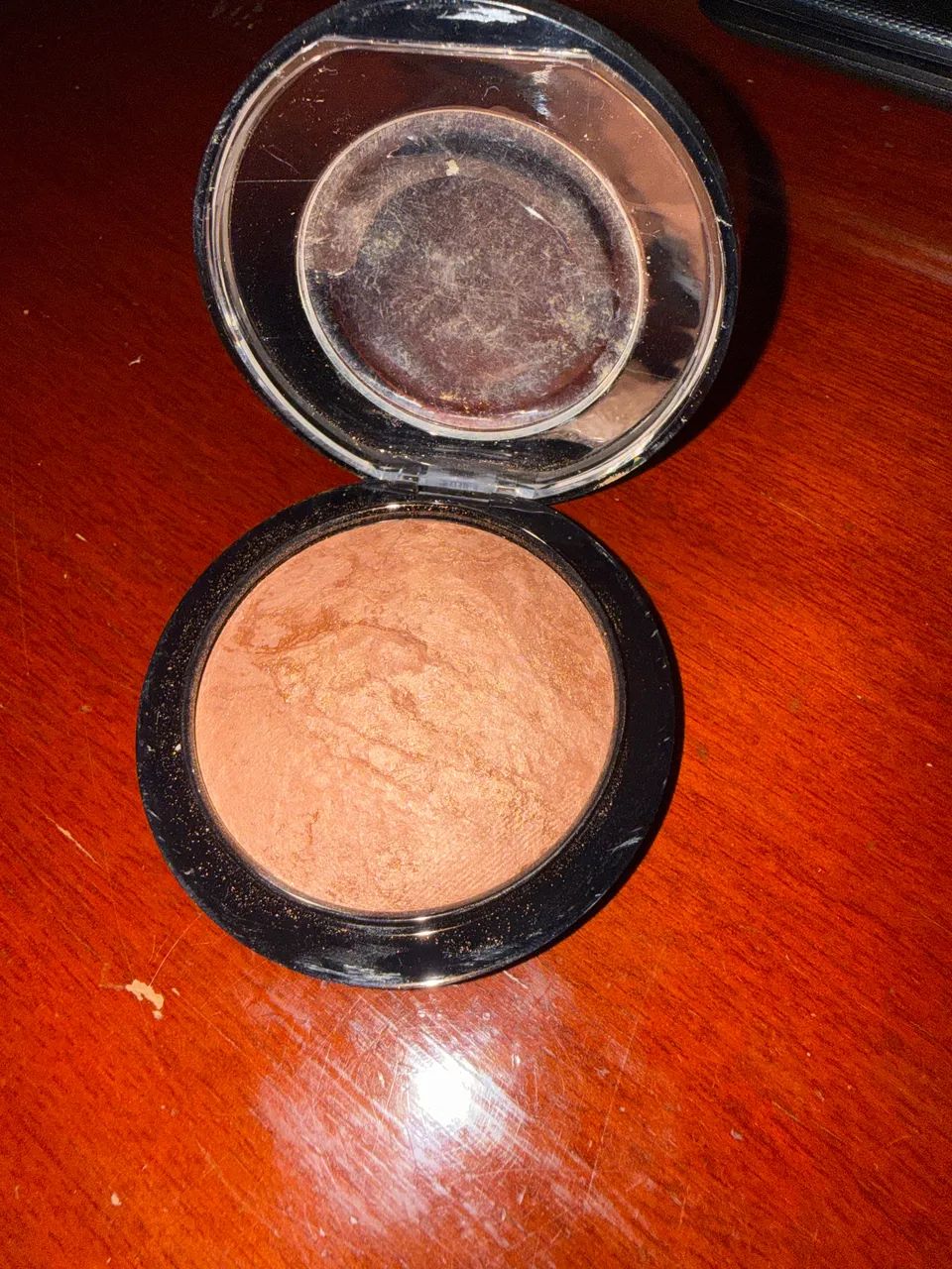 Iluminador Mac - cheeky bronze