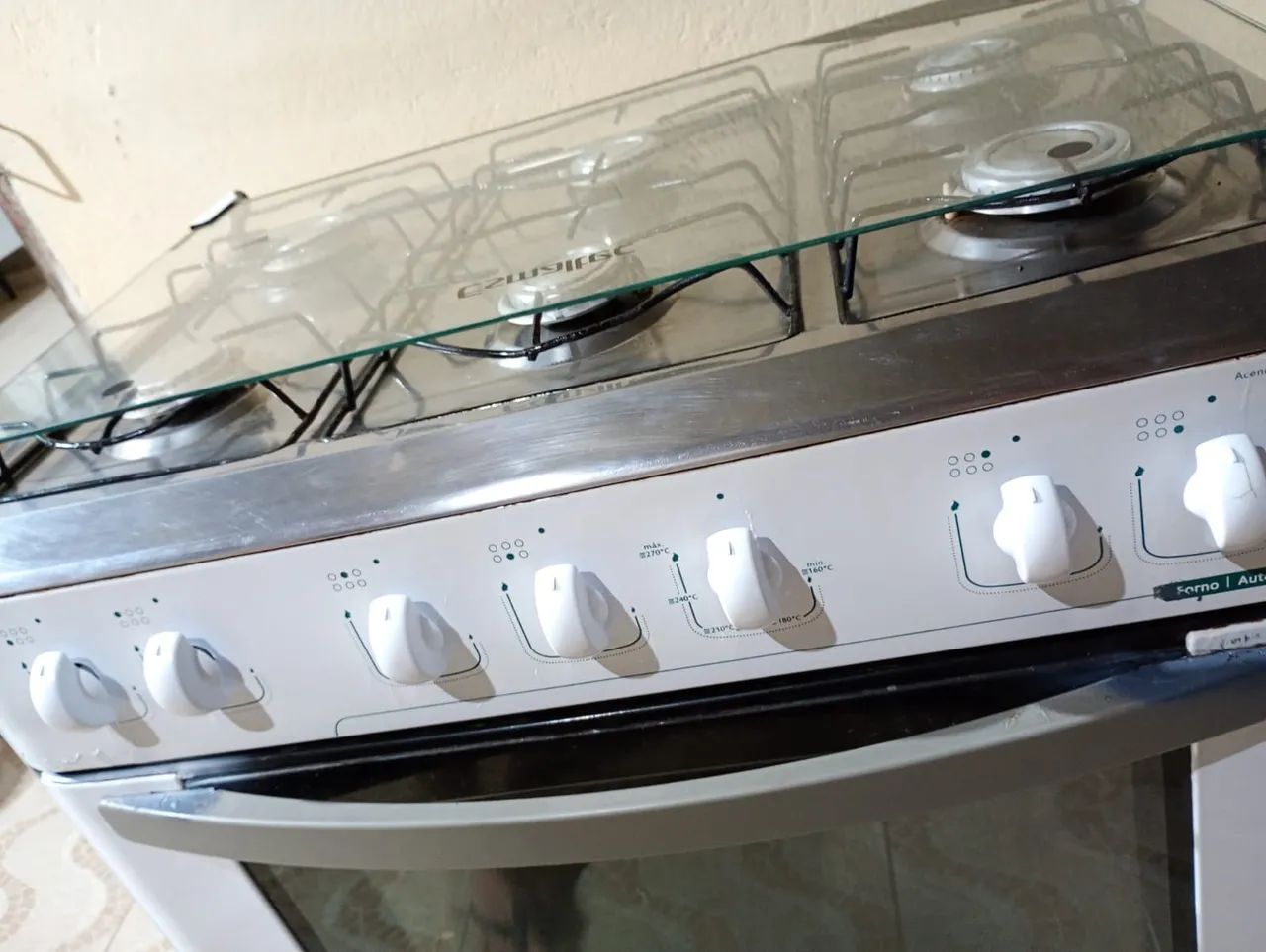 Fogão de 6 bocas usado em ótimo estado funcionando perfeitamente - Foto 3