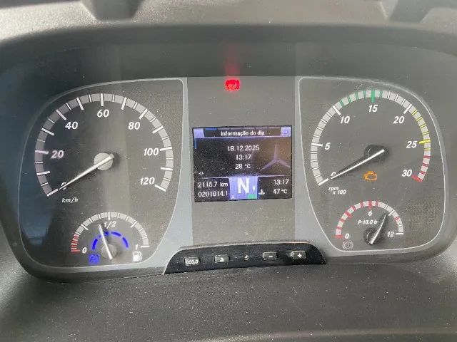 MERCEDES BENZ ATEGO 2430 ANO 2019 200.000KM ORIGINAL BAU SIDER COMPLETO  - Foto 9