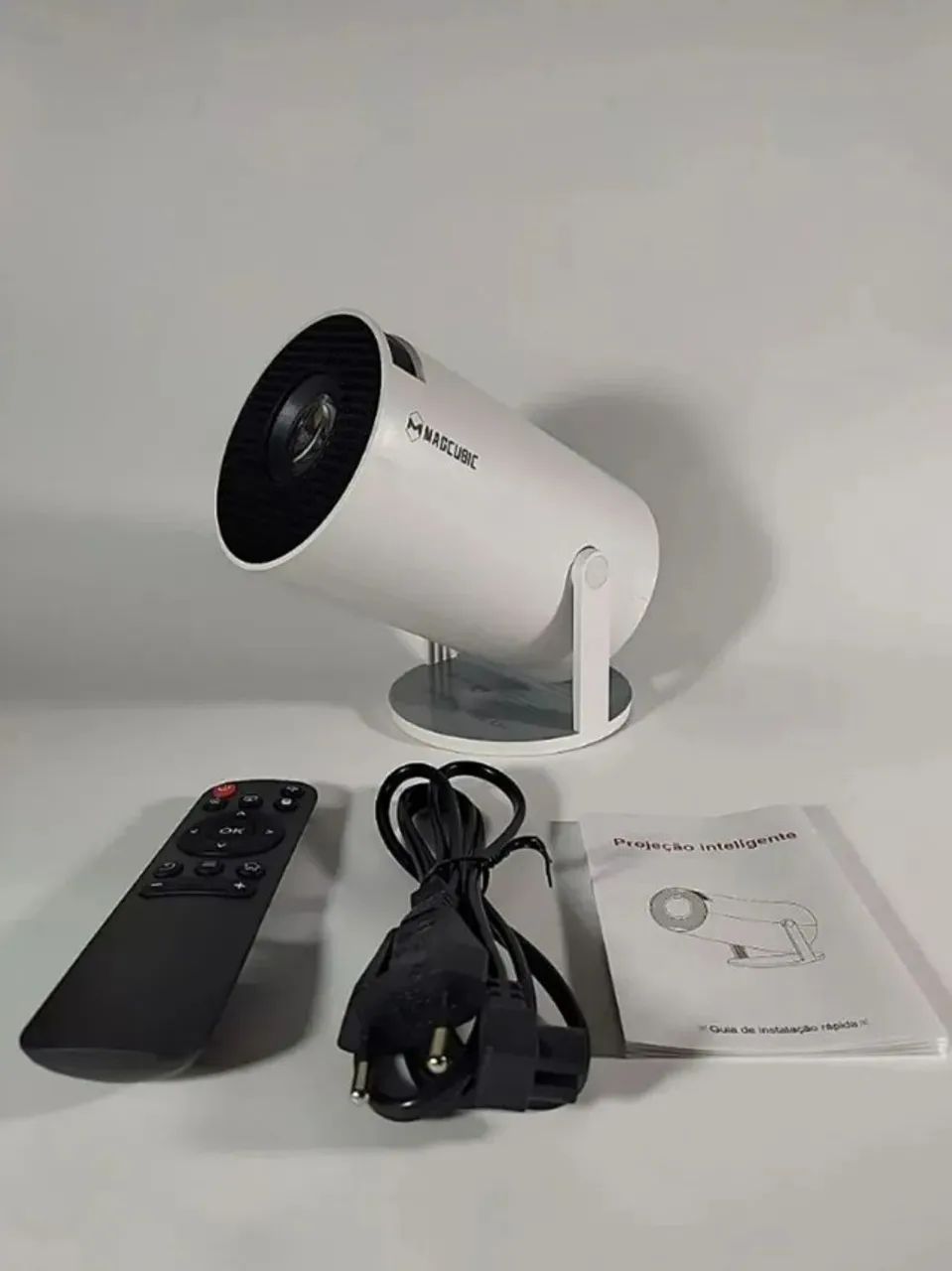 Projetor Portátil 4k Ultra Hd Android 11.0 Smart Wifi 5g Bluetooth - Foto 2