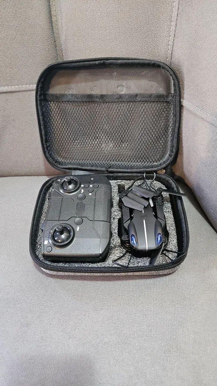 Mini drone com câmera (DEFEITO) - Foto 2