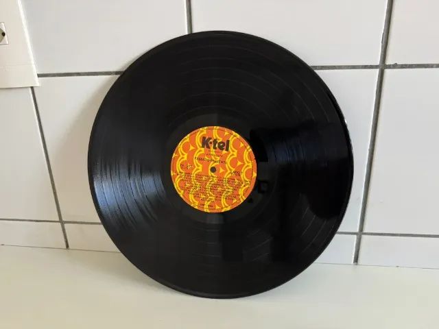 LP - Vinil -  Coletânea Passado Presente-  K-tel -  1979  (Usado) - Foto 5