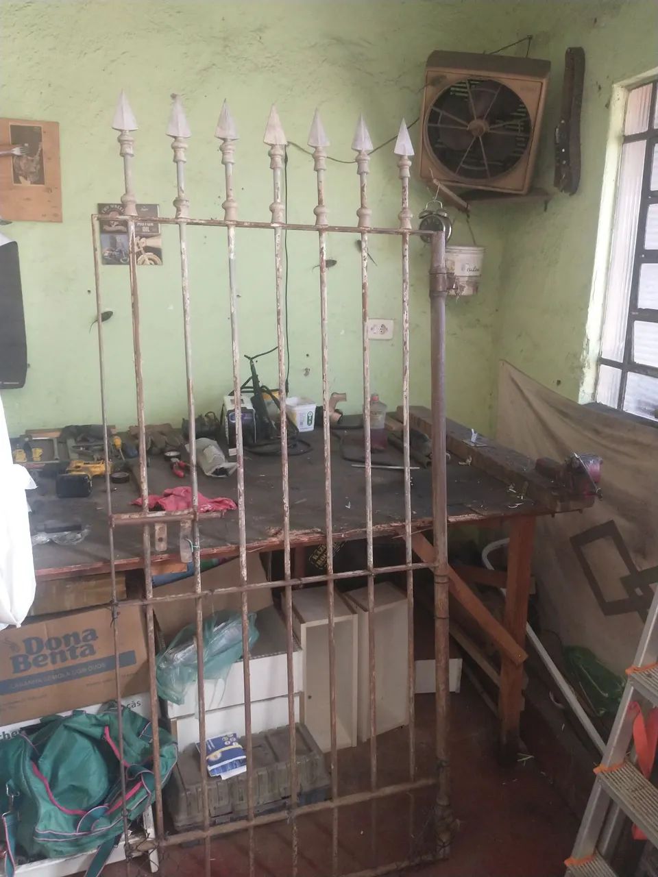 Portão de ferro 150,00