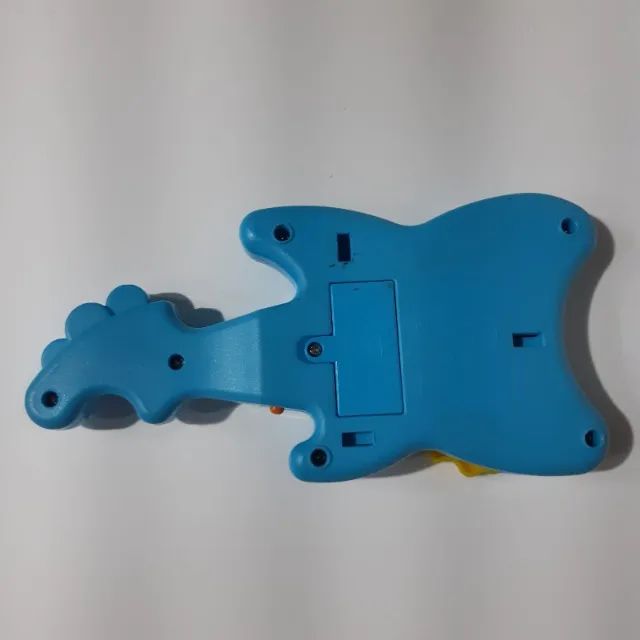 Guitarra de brinquedo Minimi com Som e Luz - Foto 3