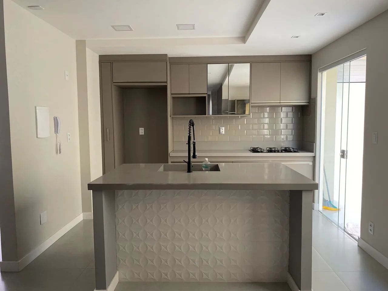 Dúplex luxuoso com 3 suite, localizado no Coração do SIM, Condomínio Artemia Premium - Foto 3