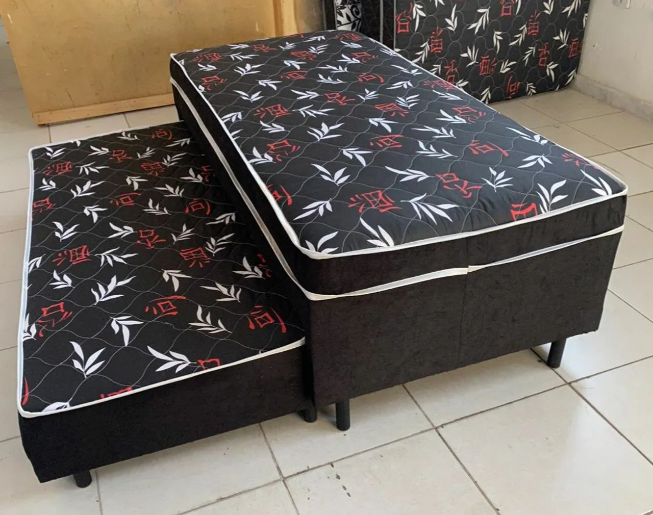 Cama Box solteiro auxiliar novas  - Foto 2