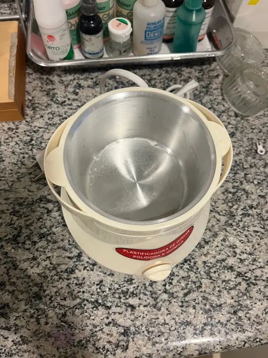 Vendo Plastificadora de godiva, polidora e química  - Foto 3