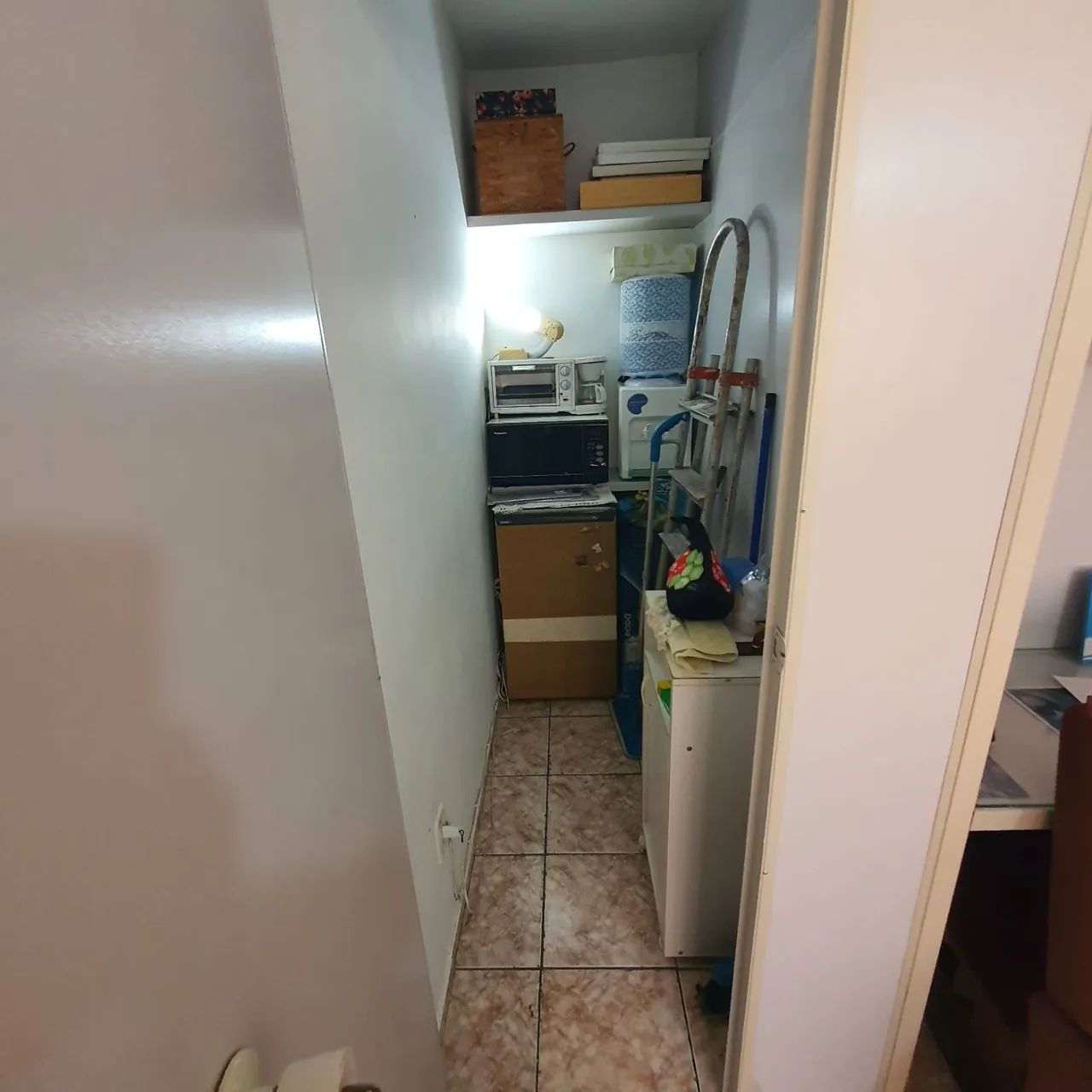 Vendo ou alugo sala comercial com localização privilegiada no centro de Itaguaí  - Foto 3