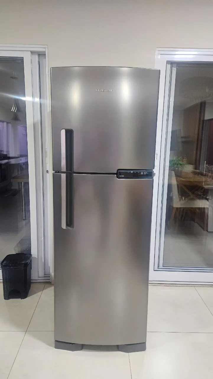 Geladeira Inox Brastemp frost free novinha