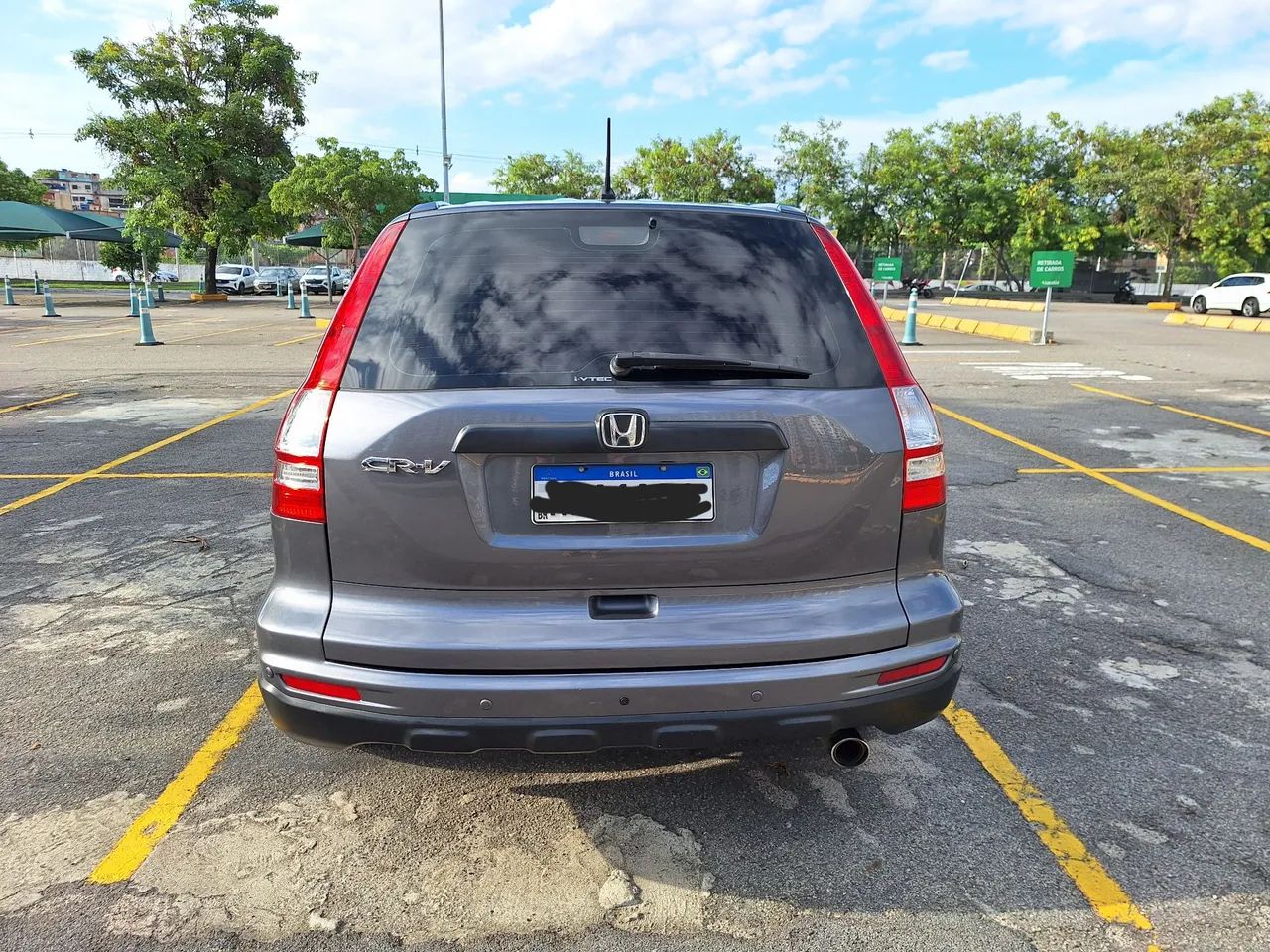 Honda CR-V LX troco e financio aceito carro ou moto maior ou menor valor - Foto 4