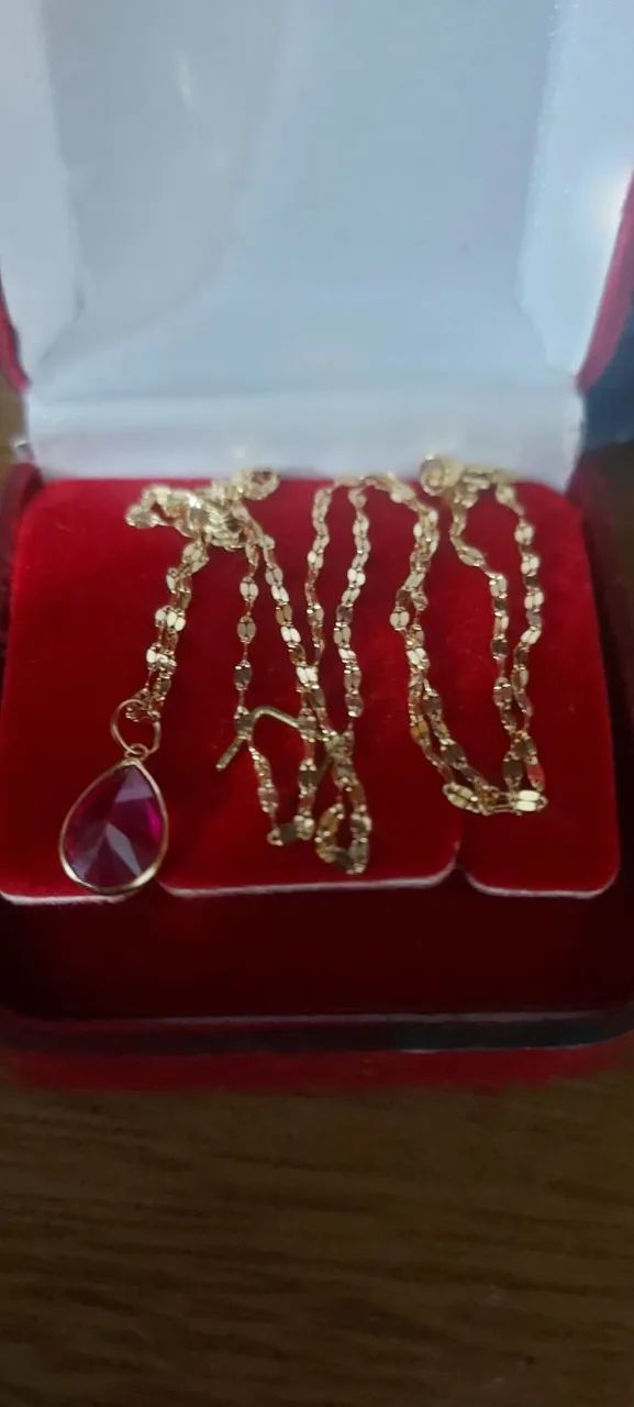 Colar de Ouro com Pedra Rubi - Foto 2