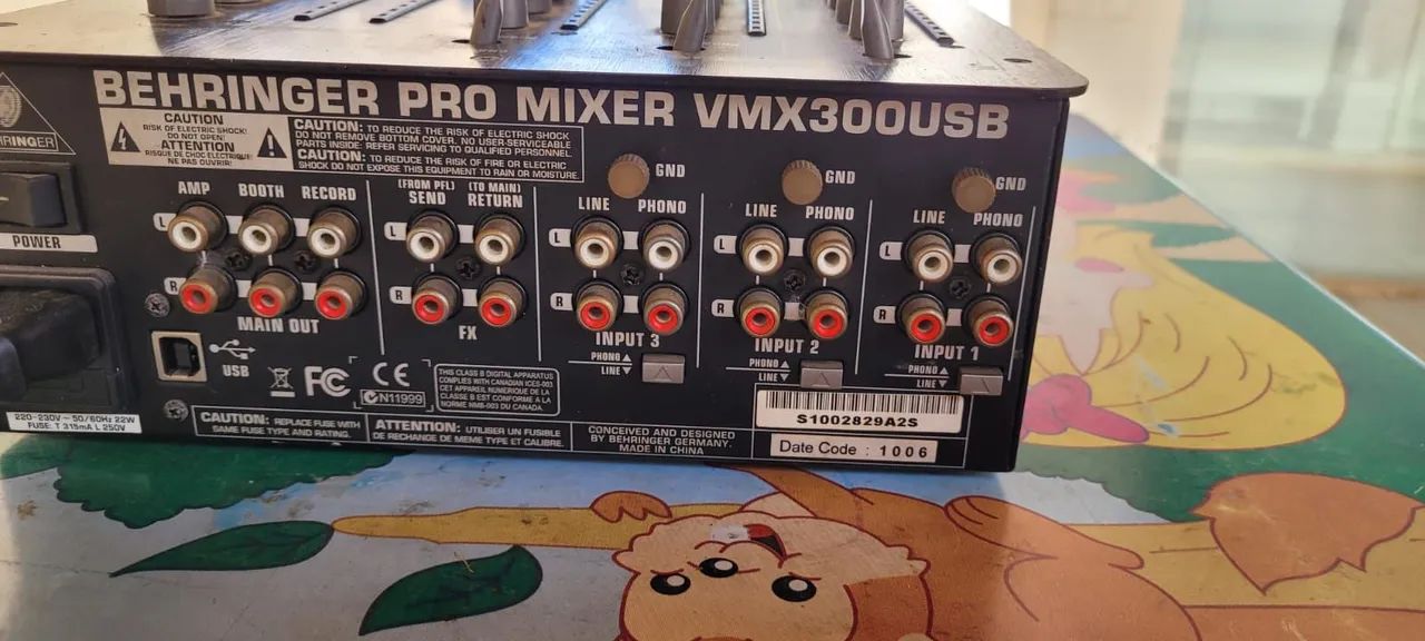 Mixer Behringer VMX 300 usb - Foto 5