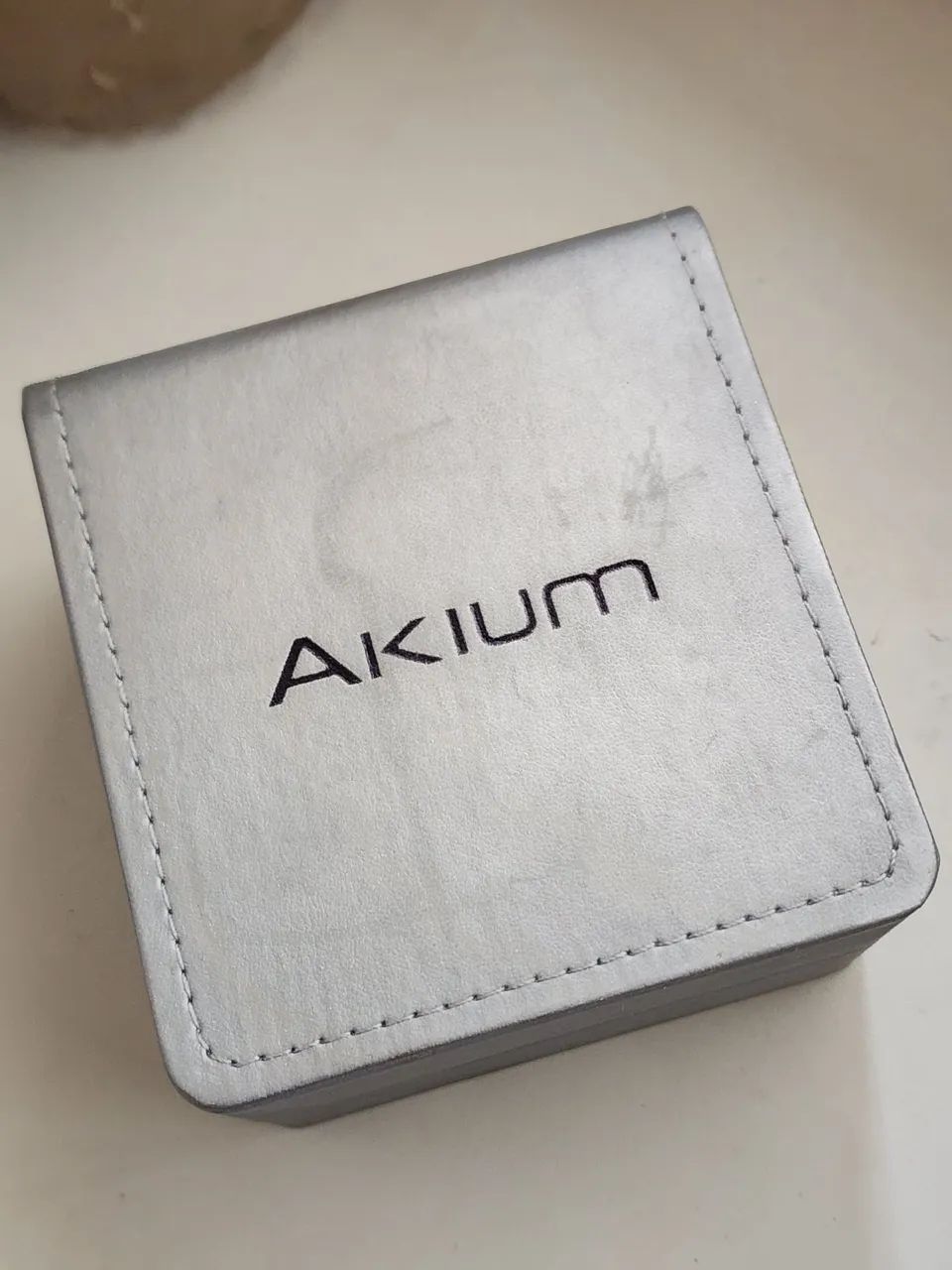 Lindo Relógio Akium AK1077 Swiss Made - Ref. 2480 - Original, Caixa e Certificado - Foto 5