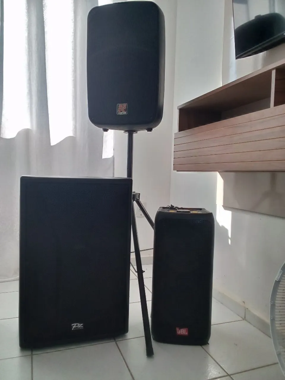 Caixa de Som JBL e Peavey