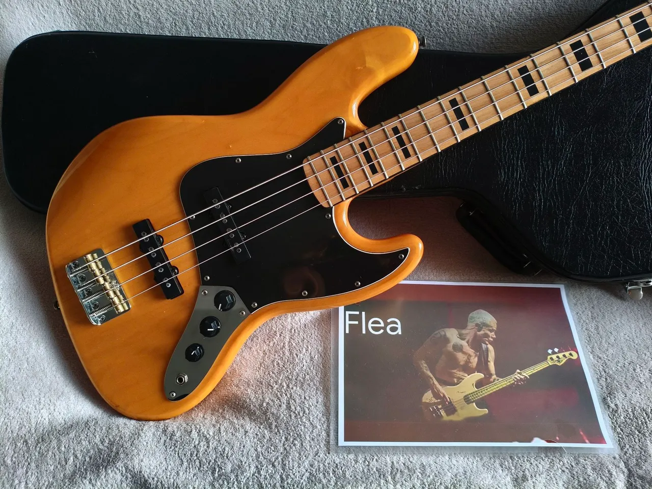 baixo fender squier vintage modified jazz bass