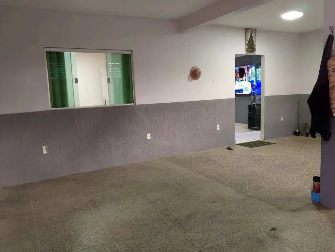 À Venda: Casa na Quadra 25 B IV, O-P-O-R-T-U-N-I-D-A-D-E.