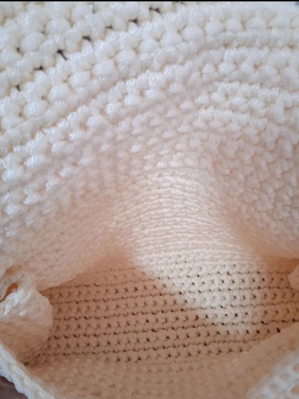 Bolsa croche creme alca dourada - Foto 5