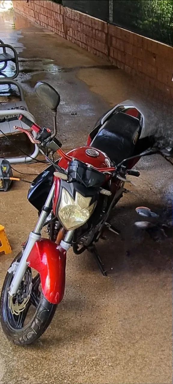 Fazer 250 boa