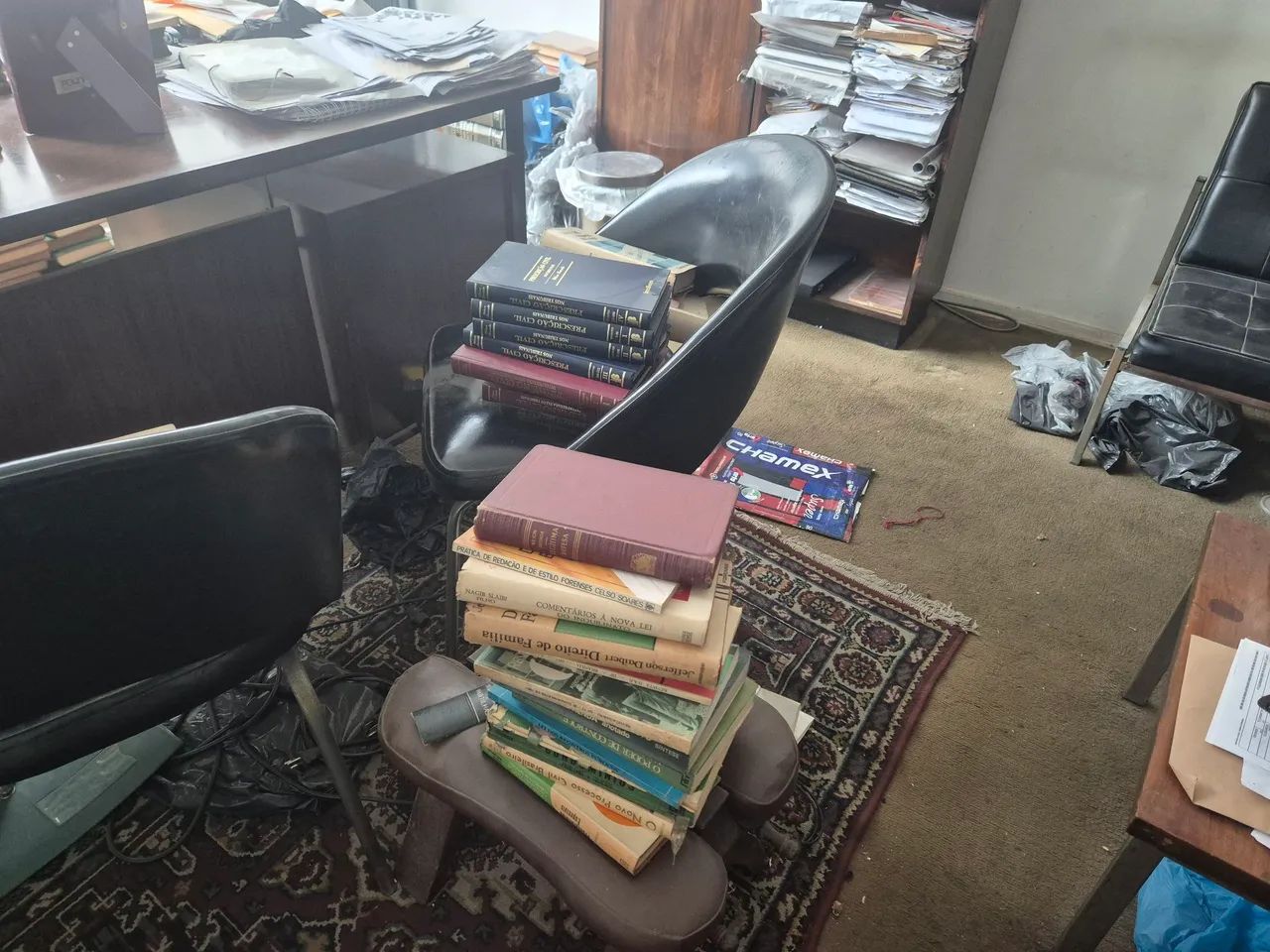 Livros e Códigos de Direito  - Foto 2