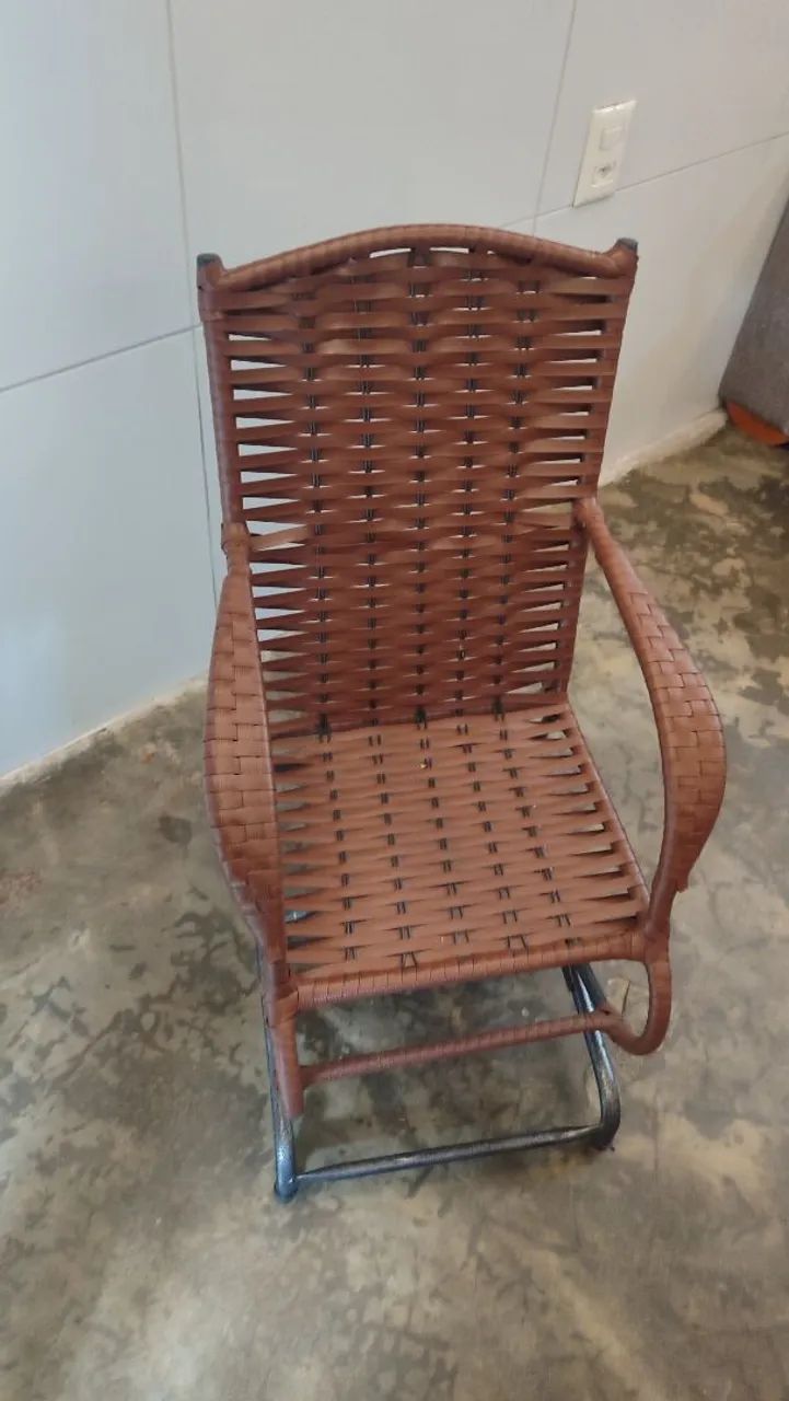 Cadeira de balanço infantil 